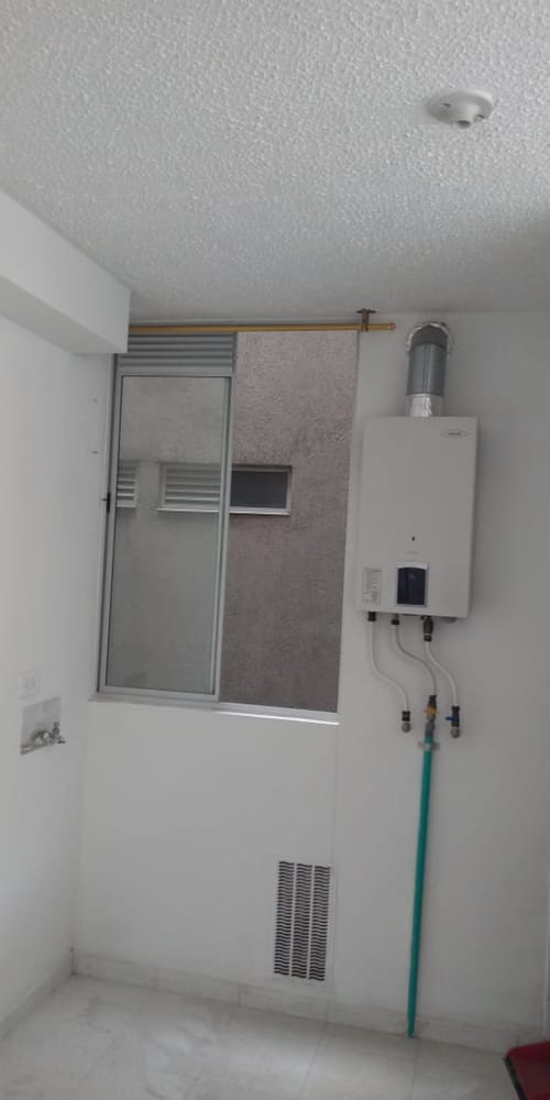 Apartamento de 3 alcobas en venta en Las Villas, Soacha, 57 m² · foto 11 de 11