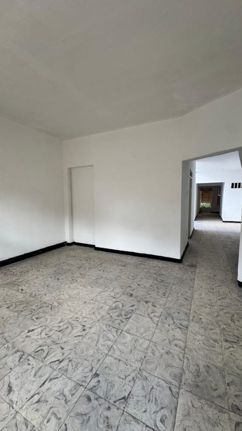 Casa de 6 alcobas en venta en Santa Elena, Cali, 178 m² · foto 2 de 15