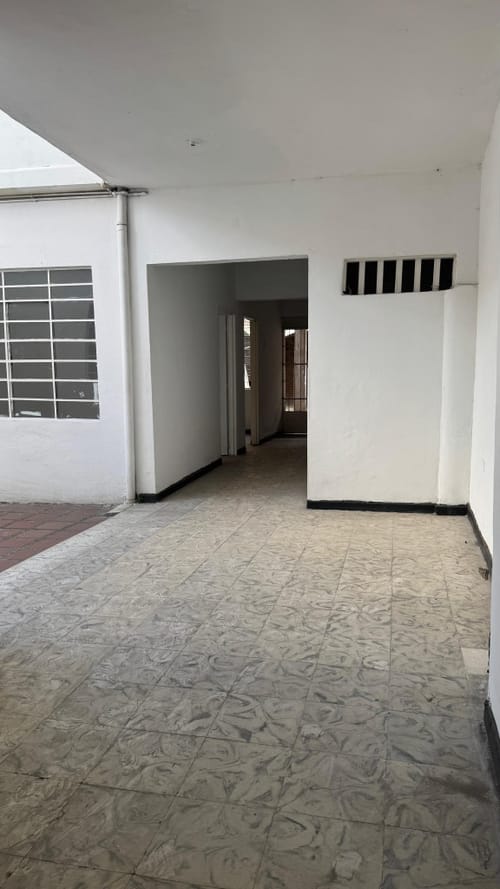 Casa de 6 alcobas en venta en Santa Elena, Cali, 178 m² · foto 4 de 15