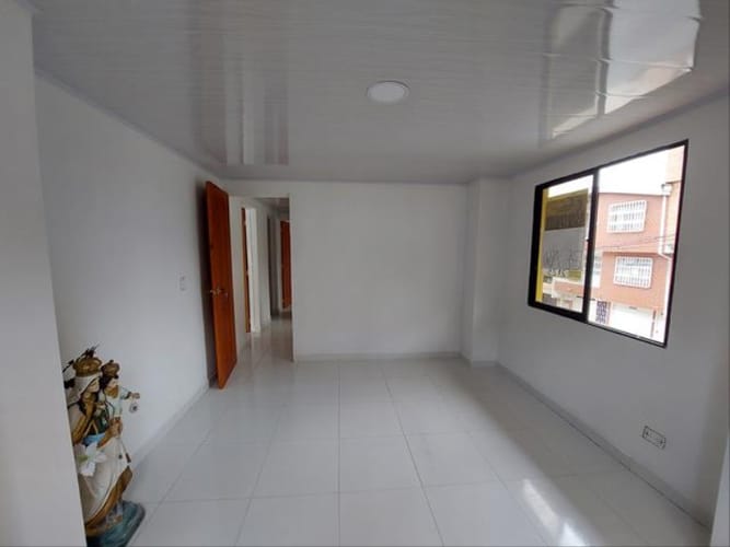 Casa de 4 alcobas en venta en San Bernardo, Medellín, 120 m² · foto 3 de 20