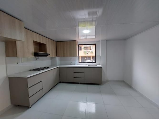 Casa de 4 alcobas en venta en San Bernardo, Medellín, 120 m² · foto 6 de 20