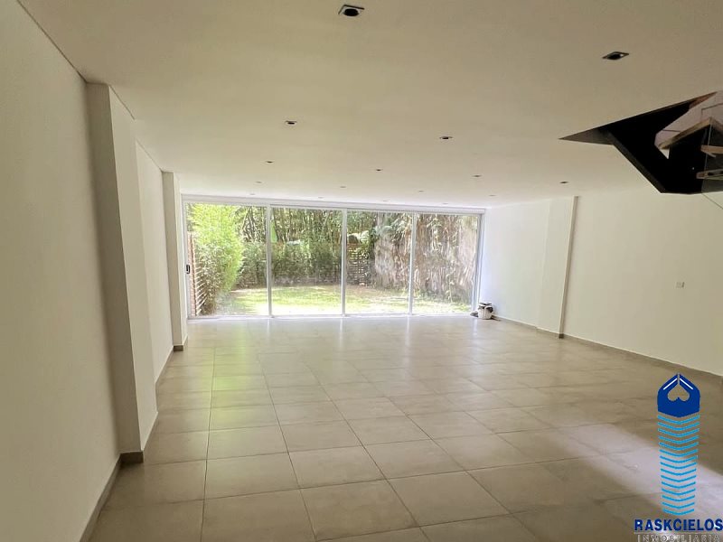Casa en venta en Loma Del Esmeraldal, Envigado · foto 4 de 9