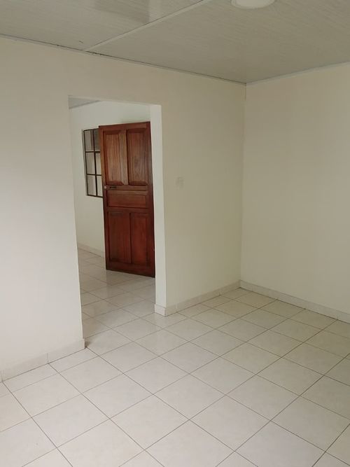 Casa de 11 alcobas en venta en San Cayetano, Cali, 247 m² · foto 6 de 10