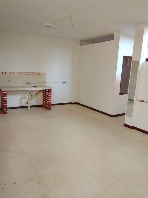 Casa de 11 alcobas en venta en San Cayetano, Cali, 247 m² · foto 9 de 10