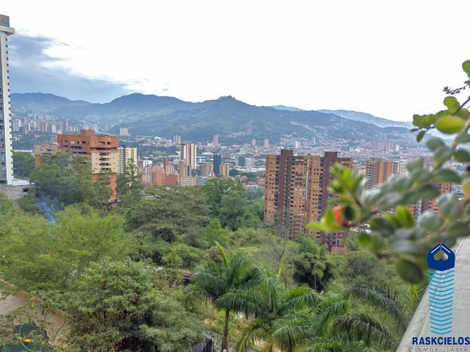 Apartamento de 3 alcobas en venta en Las Lomitas, Sabaneta, 161 m² · foto 4 de 20
