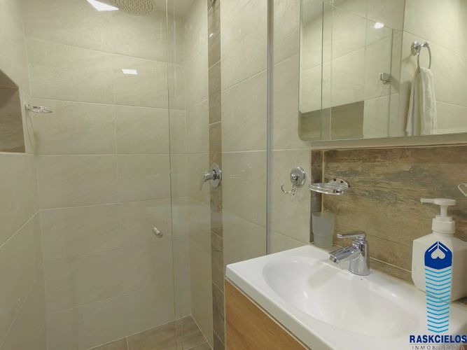 Apartamento de 3 alcobas en venta en Las Lomitas, Sabaneta, 161 m² · foto 9 de 20