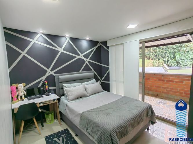 Apartamento de 3 alcobas en venta en Las Lomitas, Sabaneta, 161 m² · foto 12 de 20