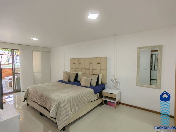 Apartamento de 3 alcobas en venta en Las Lomitas, Sabaneta, 161 m² · foto 17 de 20