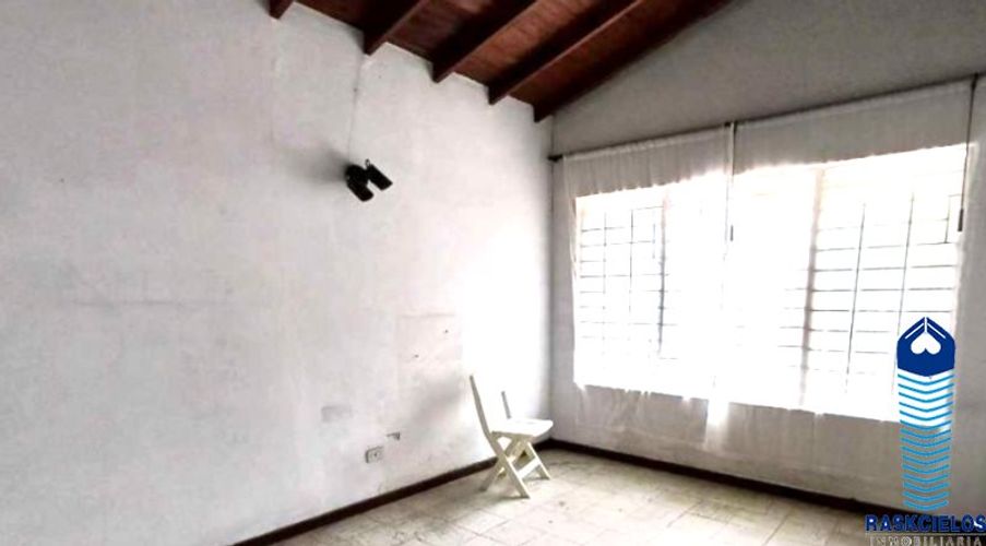 Casa de 4 alcobas en venta en El Nogal-Los Almendros, Medellín, 122 m² · foto 4 de 14