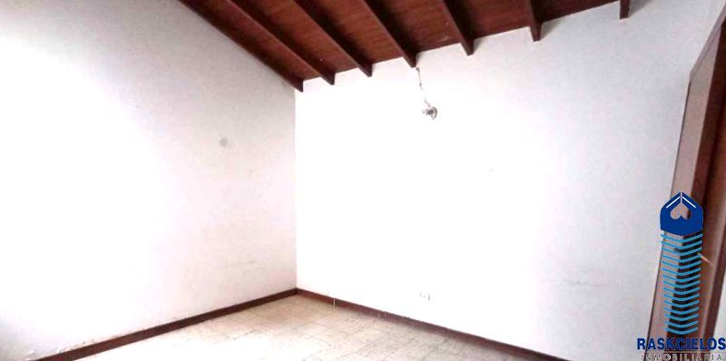 Casa de 4 alcobas en venta en El Nogal-Los Almendros, Medellín, 122 m² · foto 11 de 14