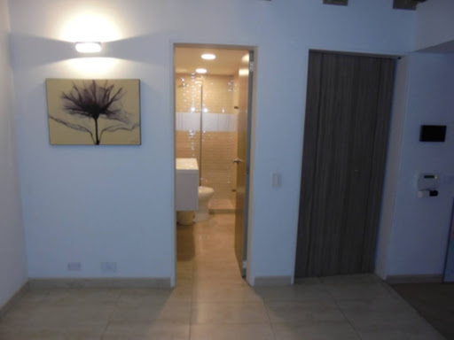 Casa en venta en Alhambra, Bogotá · foto 6 de 24