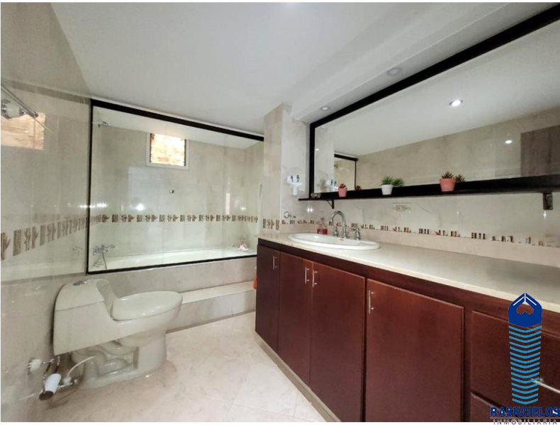 Apartamento en venta en Laureles Nogal, Medellín · foto 12 de 14
