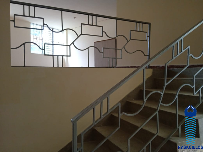Casa de 5 alcobas en venta en Calasanz, Medellín, 290 m² · foto 15 de 19