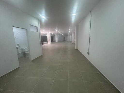 Local en arriendo en La Doctora, Sabaneta, 118 m² · foto 5 de 8