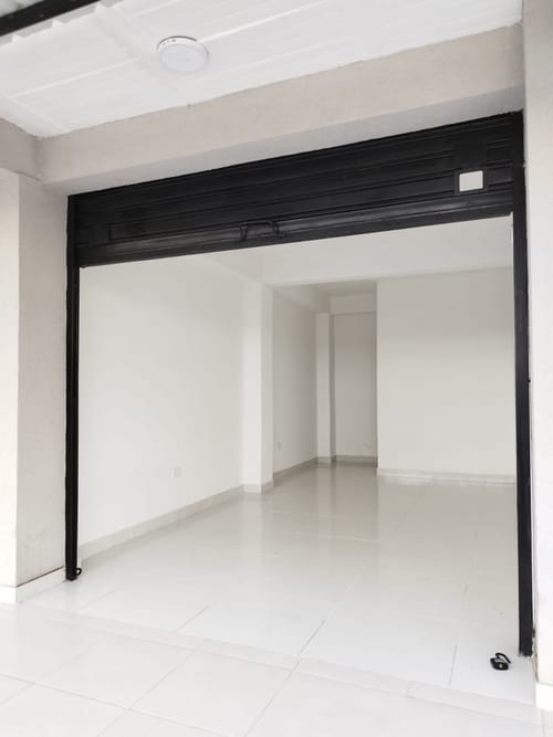 Local en arriendo en Napoles, Cali, 16 m² · foto 3 de 6