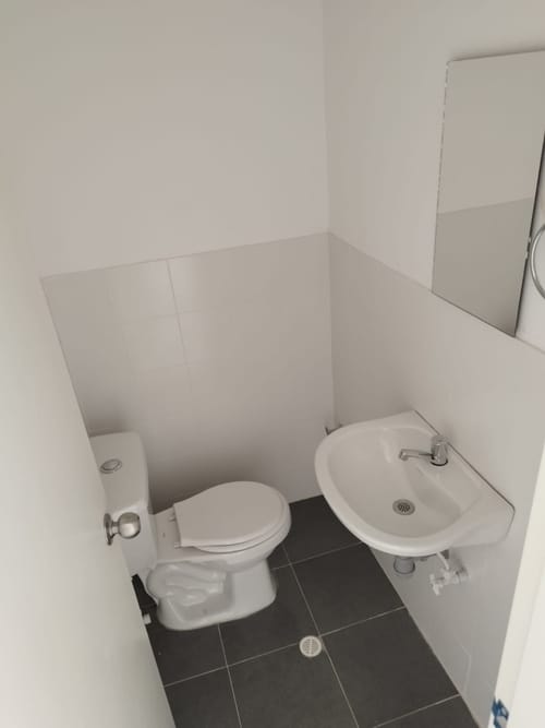 Local en arriendo en Napoles, Cali, 16 m² · foto 5 de 6