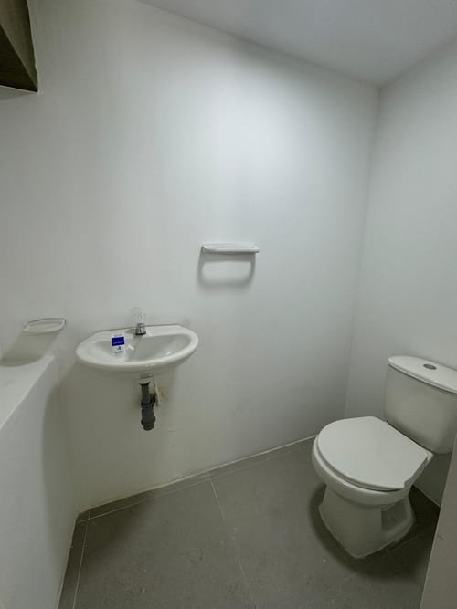 Local en arriendo en Ciudad Pacífica, Cali, 18 m² · foto 6 de 7