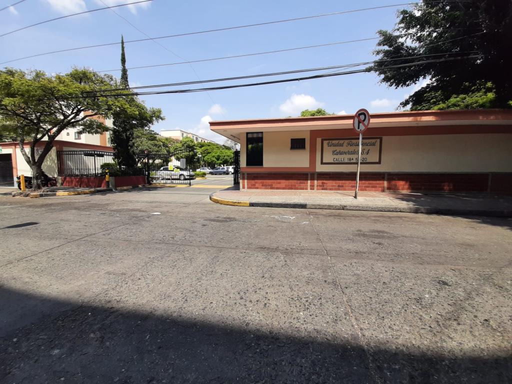 Apartamento en Arriendo en Cañaverales, Cali en Canaverales