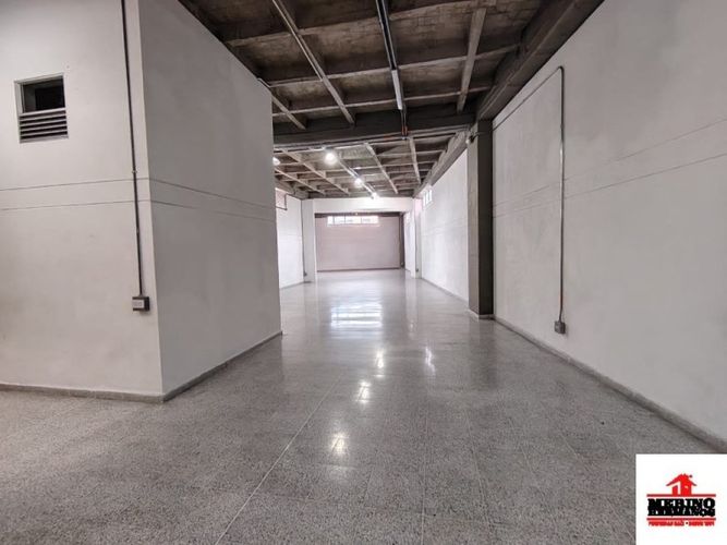 Bodega en arriendo en Belén San Bernardo, Medellín, 200 m² · foto 3 de 14