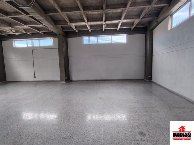 Bodega en arriendo en Belén San Bernardo, Medellín, 200 m² · foto 7 de 14