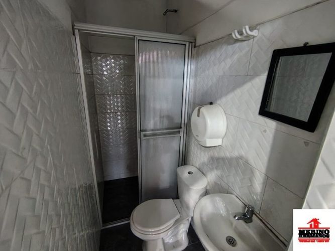 Bodega en arriendo en Belén San Bernardo, Medellín, 200 m² · foto 13 de 14