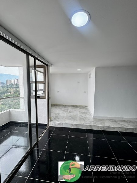 Apartamento en venta en Alto De Las Flores, Sabaneta · foto 4 de 19