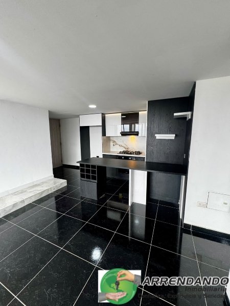 Apartamento en venta en Alto De Las Flores, Sabaneta · foto 5 de 19