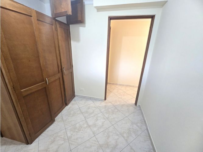 Apartamento de 3 alcobas en arriendo en Manila, Medellín, 90 m² · foto 12 de 14