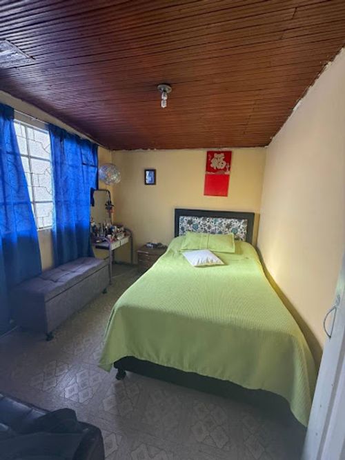 Casa de 5 alcobas en venta en La Estradita, Bogotá, 350 m² · foto 5 de 10