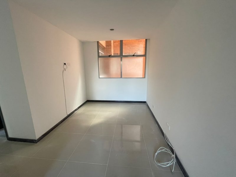 Apartamento en venta en Loma De Las Brujas, Envigado · foto 6 de 13