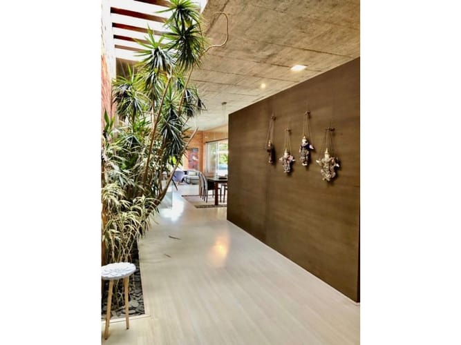 Casa de 4 alcobas en venta en Altos Del Poblado, Medellín, 413 m² · foto 6 de 20