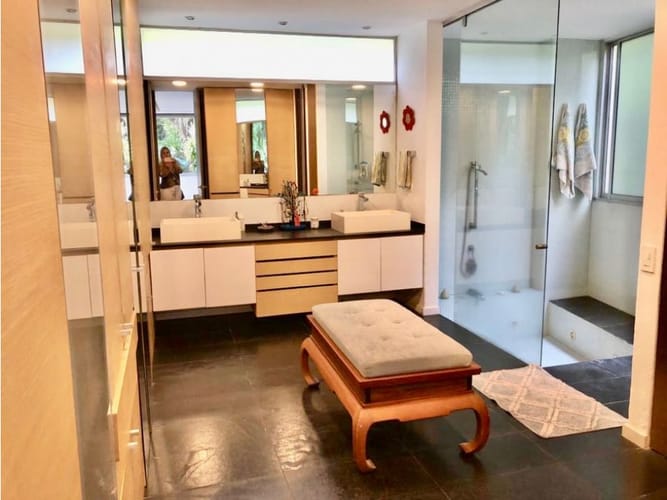 Casa de 4 alcobas en venta en Altos Del Poblado, Medellín, 413 m² · foto 16 de 20