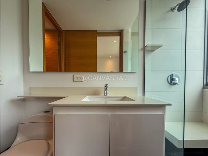 Apartamento de 3 alcobas en venta en Las Lomas, Medellín, 245 m² · foto 14 de 18