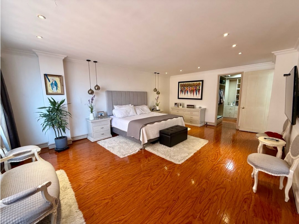 Apartamento en venta en Chicó Reservado, Bogotá · foto 11 de 12