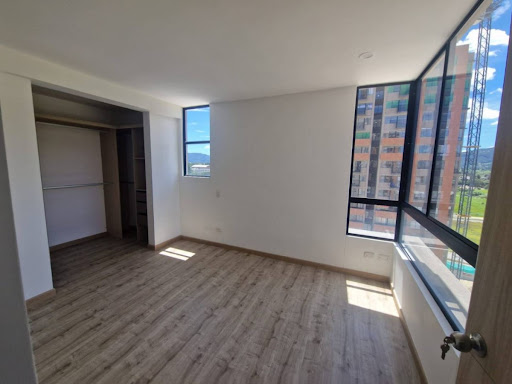 Apartamento en venta en Lagos De Torca, Bogotá · foto 2 de 12