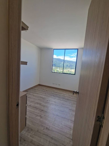 Apartamento en venta en Lagos De Torca, Bogotá · foto 7 de 12