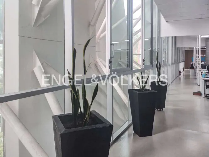 Oficina en venta en Sevilla, Medellín, 851 m² · foto 11 de 17