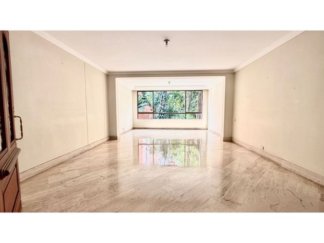 Apartamento de 4 alcobas en venta en Alejandria, Medellín, 459 m² · foto 11 de 24