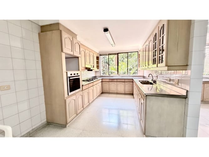 Apartamento de 4 alcobas en venta en Alejandria, Medellín, 459 m² · foto 13 de 24