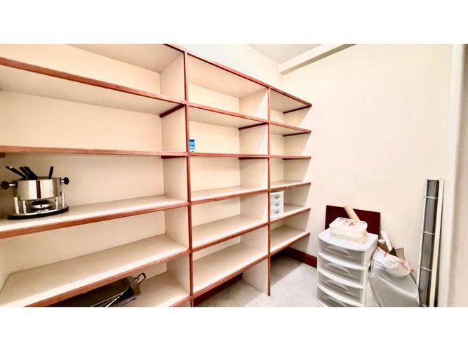 Apartamento de 4 alcobas en venta en Alejandria, Medellín, 459 m² · foto 18 de 24