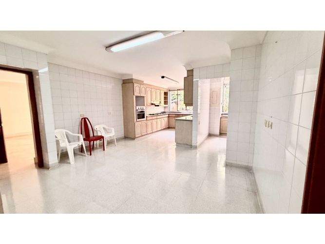 Apartamento de 4 alcobas en venta en Alejandria, Medellín, 459 m² · foto 19 de 24