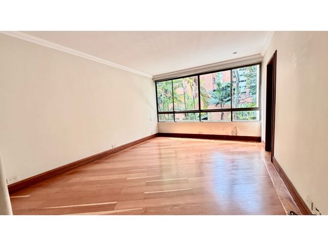Apartamento de 4 alcobas en venta en Alejandria, Medellín, 459 m² · foto 21 de 24