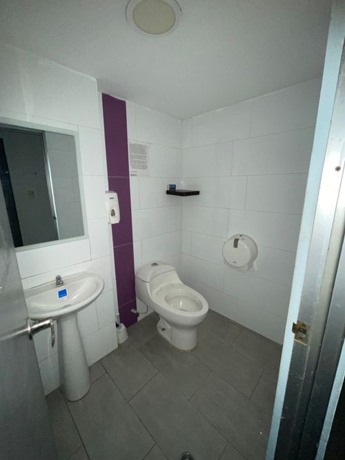 Edificio en venta en Cabecera Del Llano, Bucaramanga, 1050 m² · foto 7 de 24