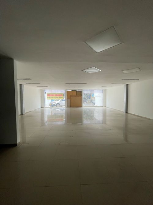 Edificio en venta en Cabecera Del Llano, Bucaramanga, 1050 m² · foto 12 de 24