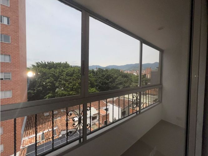Apartamento de 3 alcobas en arriendo en San Joaquin, Medellín, 140 m² · foto 4 de 17