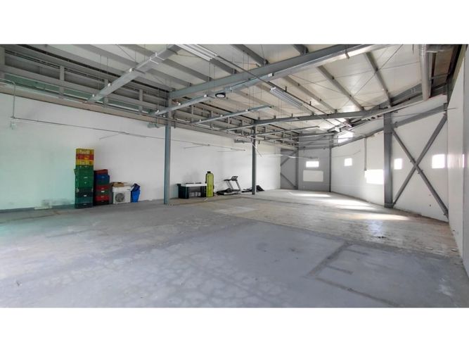 Local en venta en Vía El Caimo, Armenia, 600 m² · foto 5 de 8