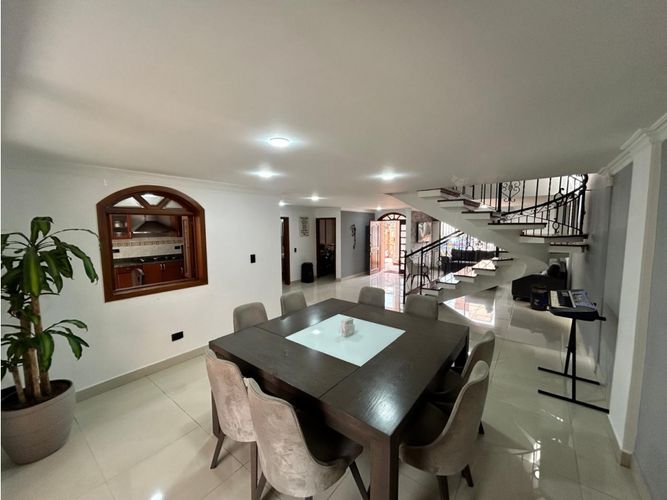 Casa de 4 alcobas en venta en Cr San Sebastian, Chía, 288 m² · foto 11 de 24