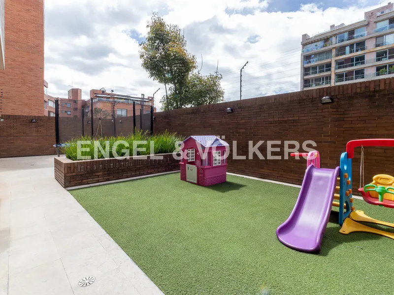 Apartamento en venta en Los Rosales, Bogotá · foto 23 de 24