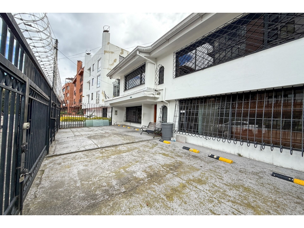 Casa en venta en San Patricio, Bogotá · foto 2 de 19