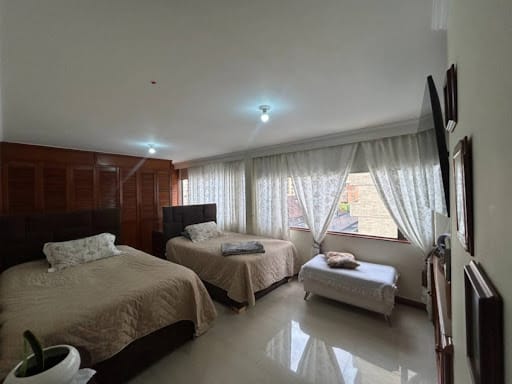 Apartamento de 3 alcobas en venta en Cedritos, Bogotá, 108 m² · foto 12 de 24